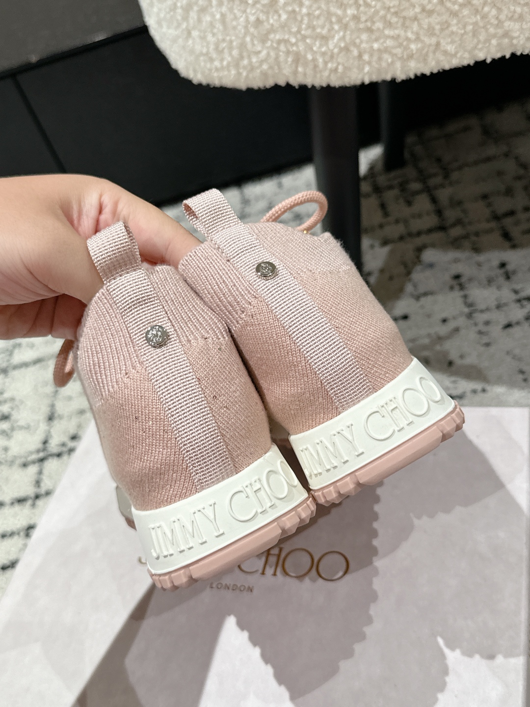 New Jimmy Choo Knitting Sneakers: Goddess in White, Sizes 35-40. - 图片 8