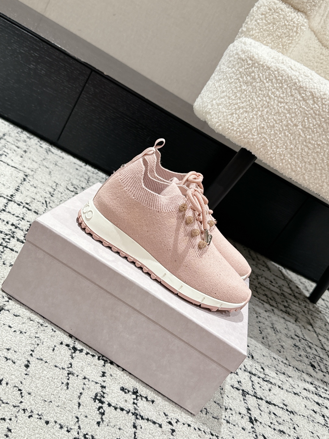 New Jimmy Choo Knitting Sneakers: Goddess in White, Sizes 35-40. - 图片 3