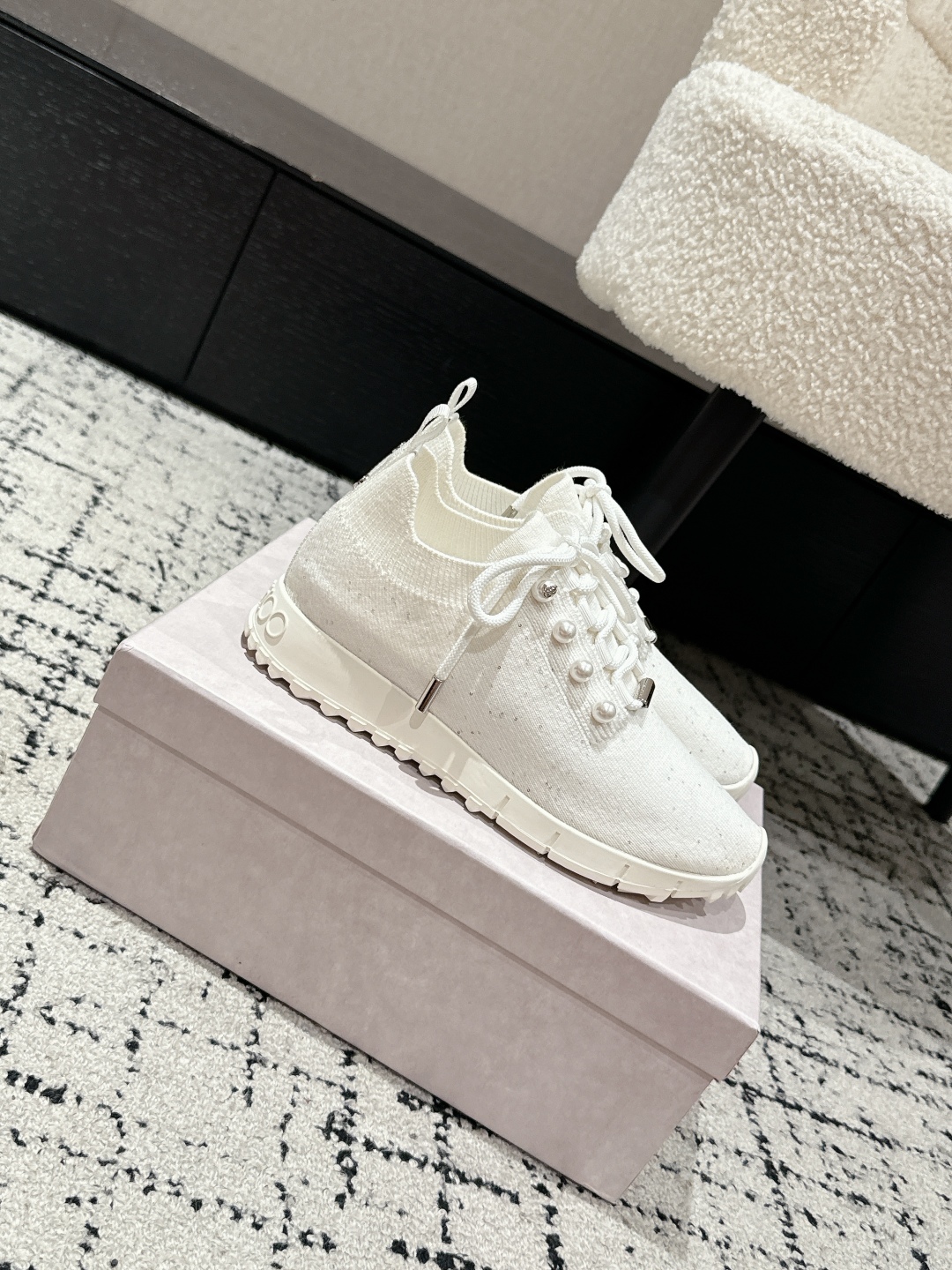 New Jimmy Choo Knitting Sneakers: Goddess in White, Sizes 35-40. - 图片 3