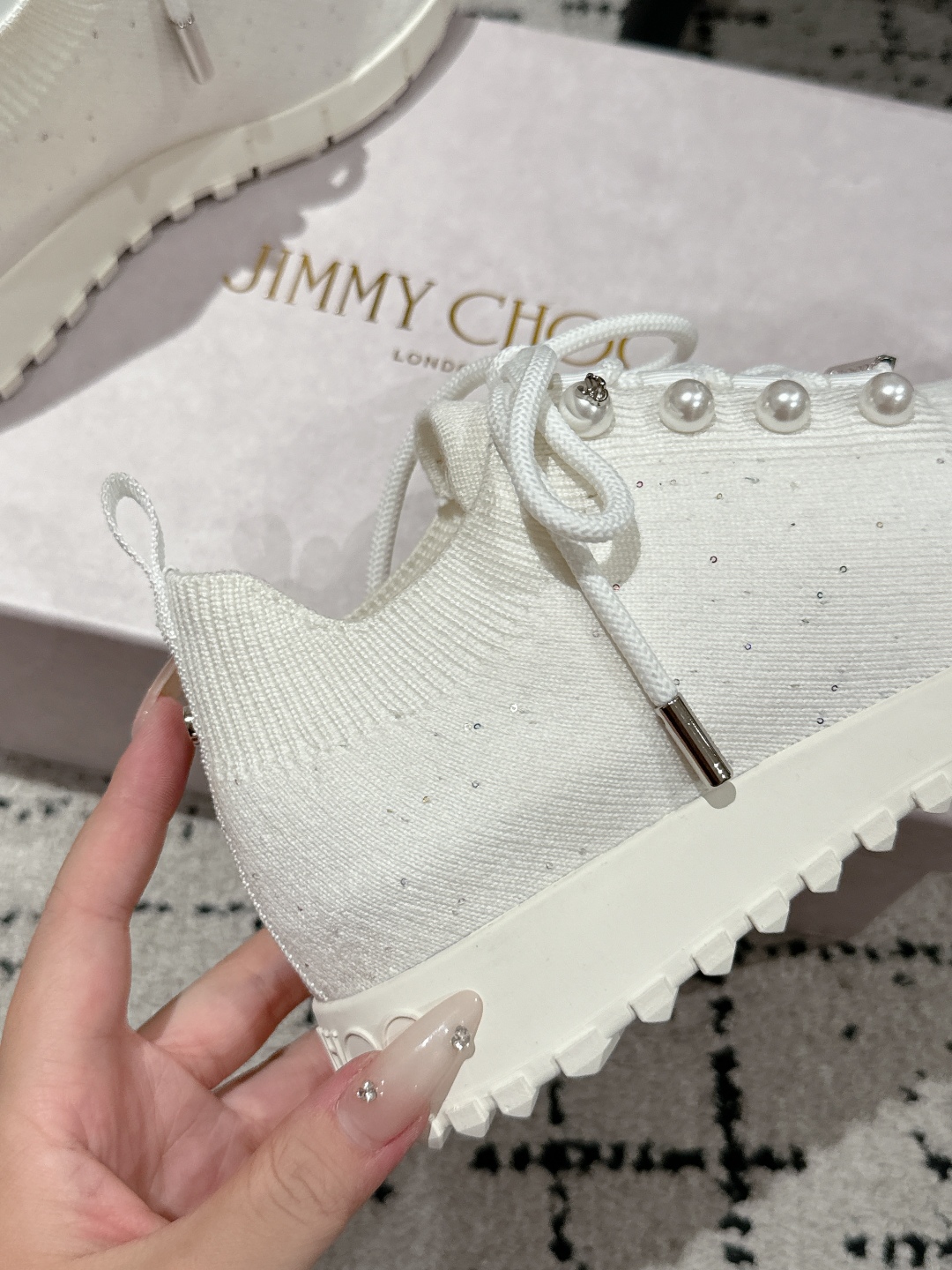 New Jimmy Choo Knitting Sneakers: Goddess in White, Sizes 35-40. - 图片 7