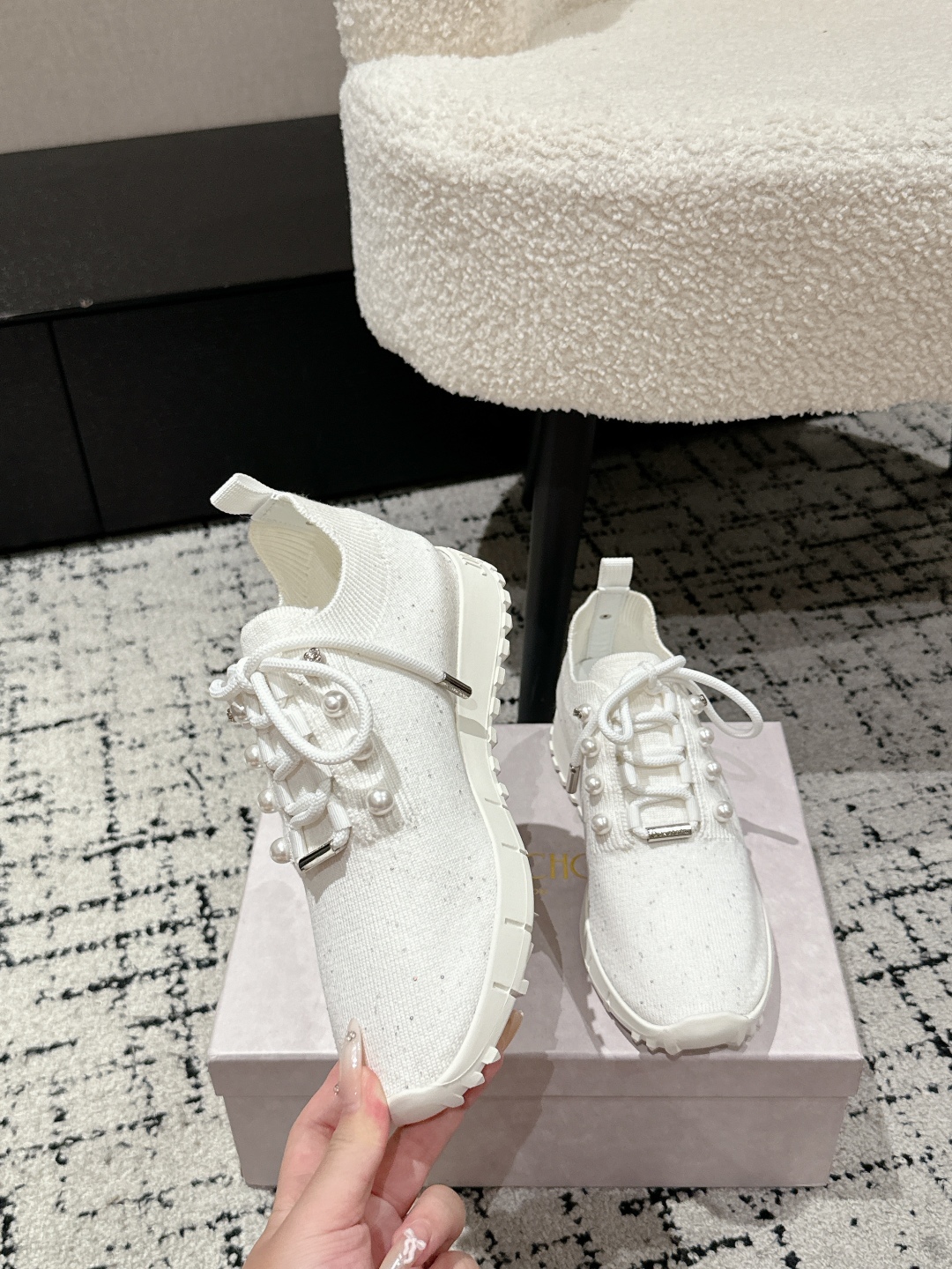 New Jimmy Choo Knitting Sneakers: Goddess in White, Sizes 35-40. - 图片 4