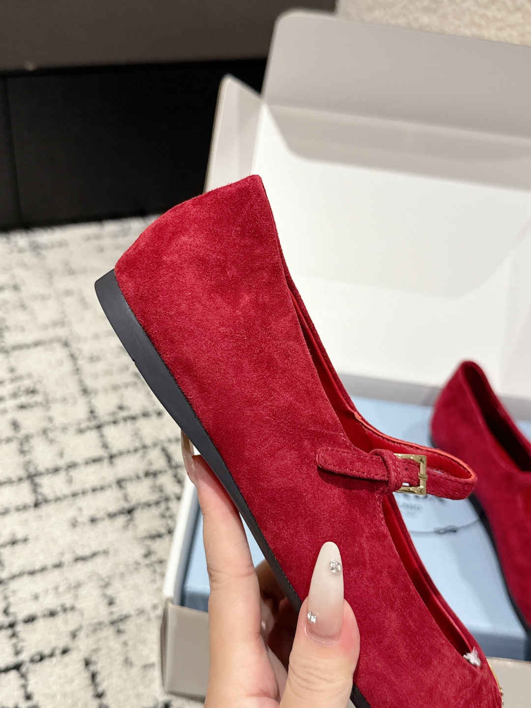 “Prada New Print Ballet Shoes: 744 Top Version, Mary Jane Flat Style, Sheep Leather, Comfortable Sole” - 图片 8