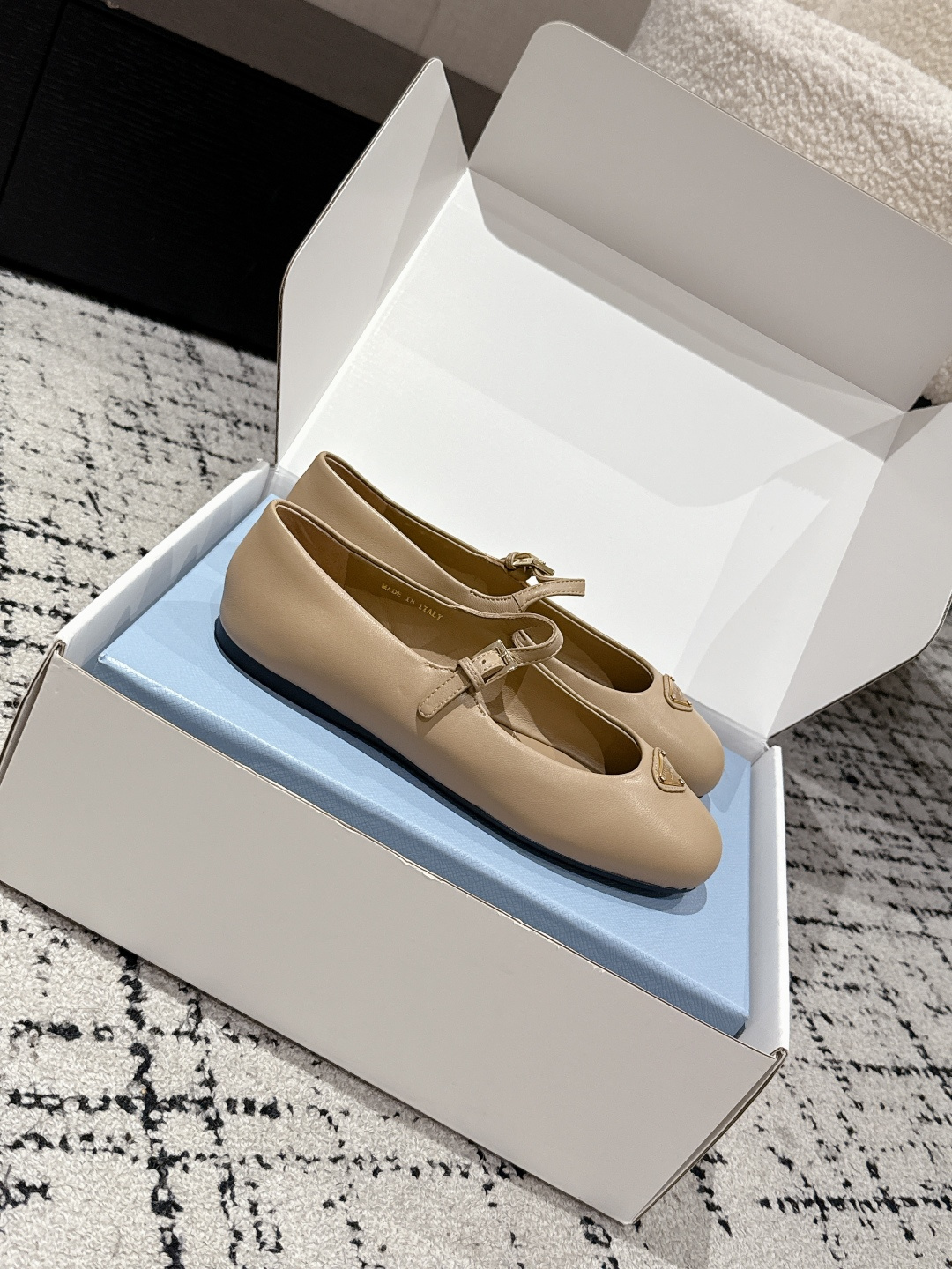 “Prada New Print Ballet Shoes: 25 Top Version Review” - 图片 3