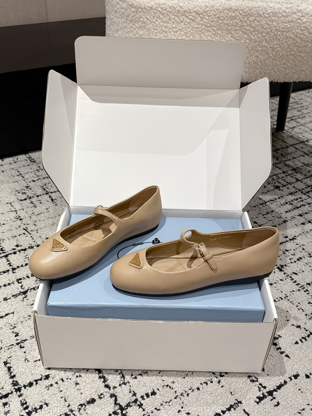 “Prada New Print Ballet Shoes: 25 Top Version Review” - 图片 1