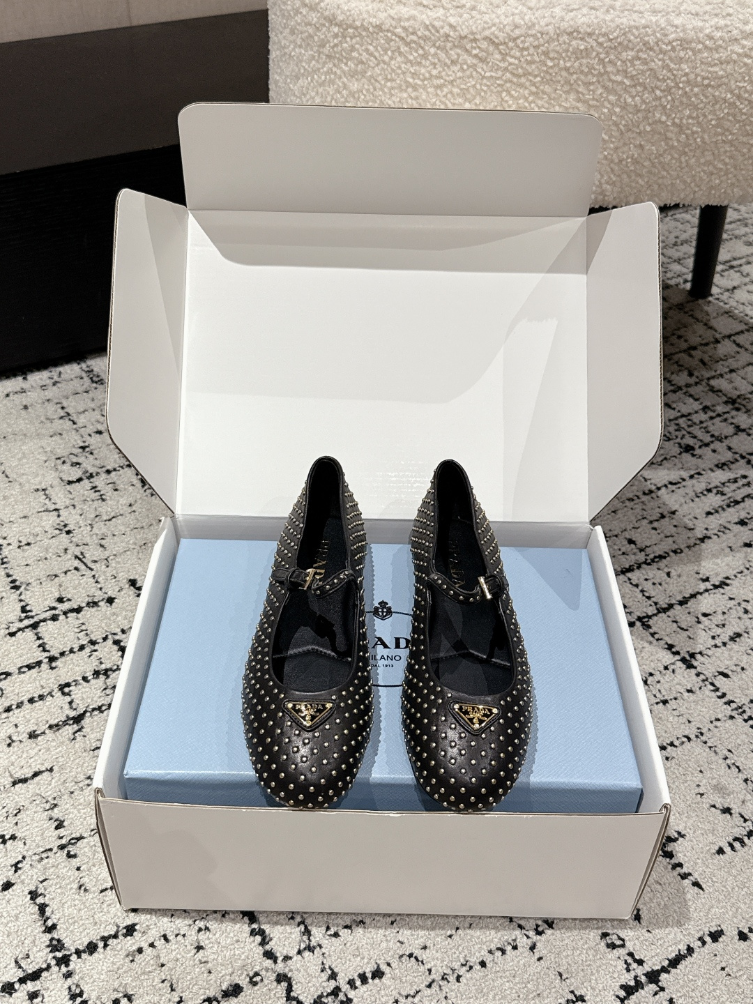 New Prada Ballet Shoes: Mary Jane Style, White Dress, Cone Heel – Size 35-41 - 图片 2