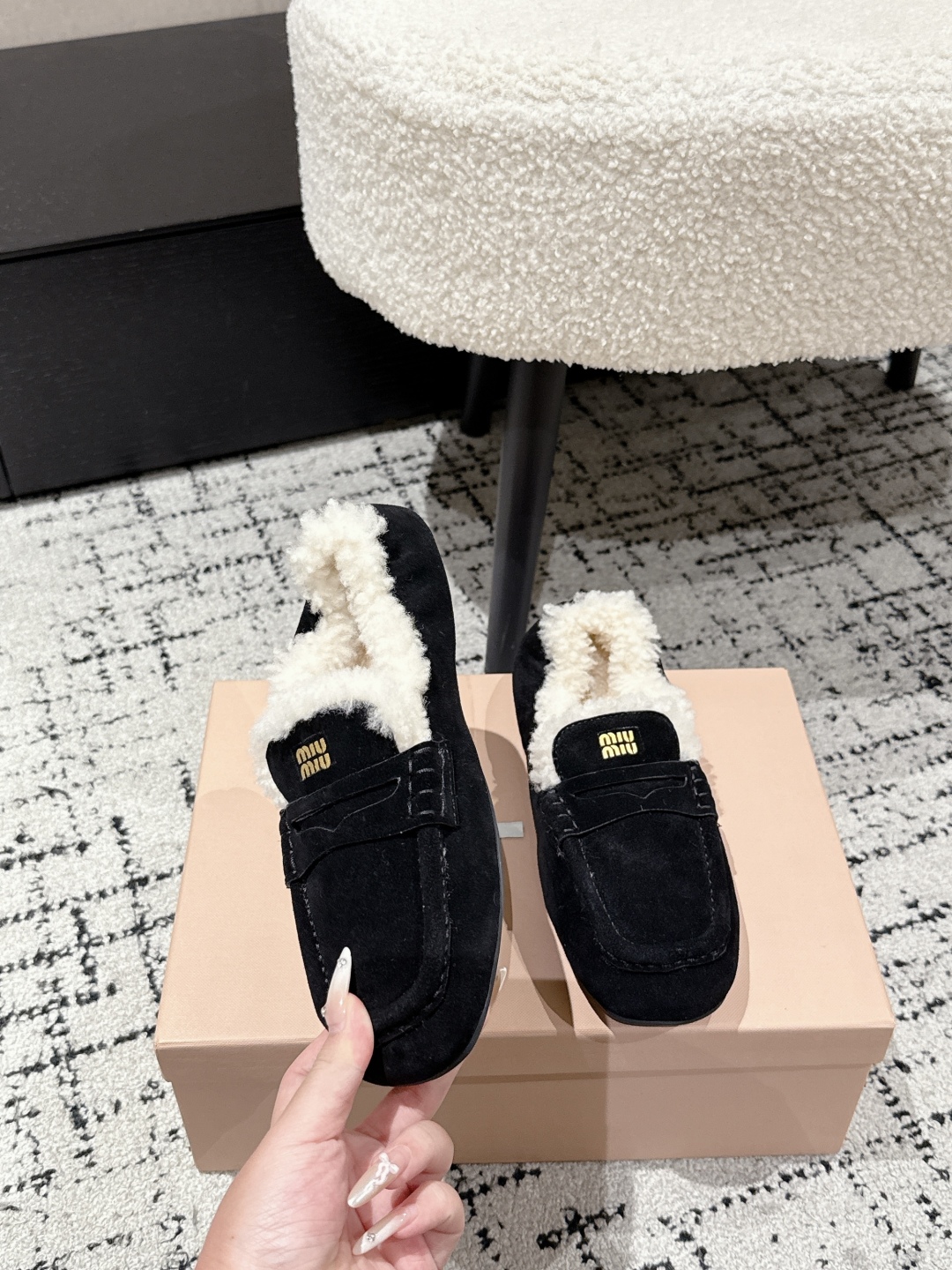 “Spring and Summer Ballet Shoes Collection: Miumiu 25 Fresh and Lavish Designs” - 图片 4