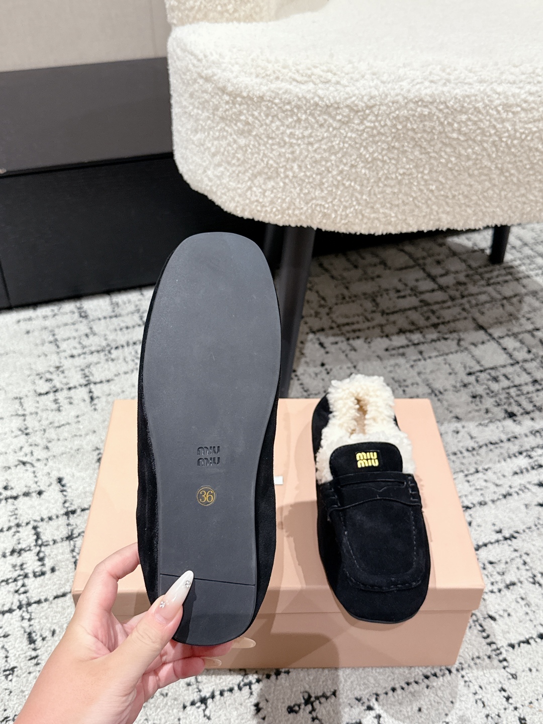 “Spring and Summer Ballet Shoes Collection: Miumiu 25 Fresh and Lavish Designs” - 图片 9