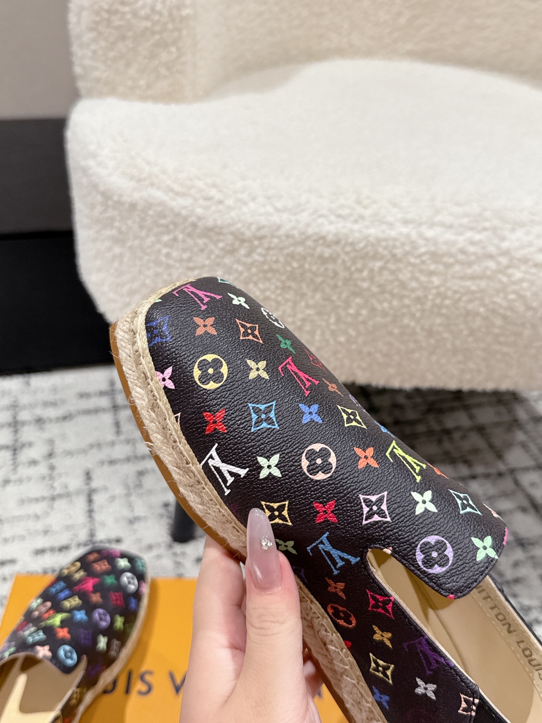 Louis Vuitton Women's Embroidered Espadrilles - Classic & Comfortable 7 cmp i1755644884167 4847 0 5