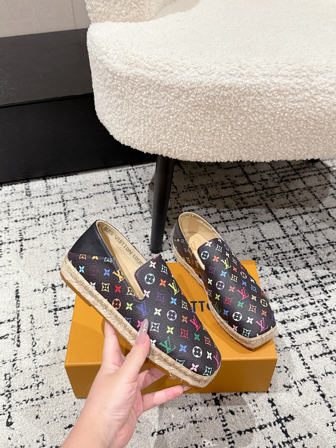 Louis Vuitton Women's Embroidered Espadrilles - Classic & Comfortable 6 cmp i1755644884168 1569 0 4