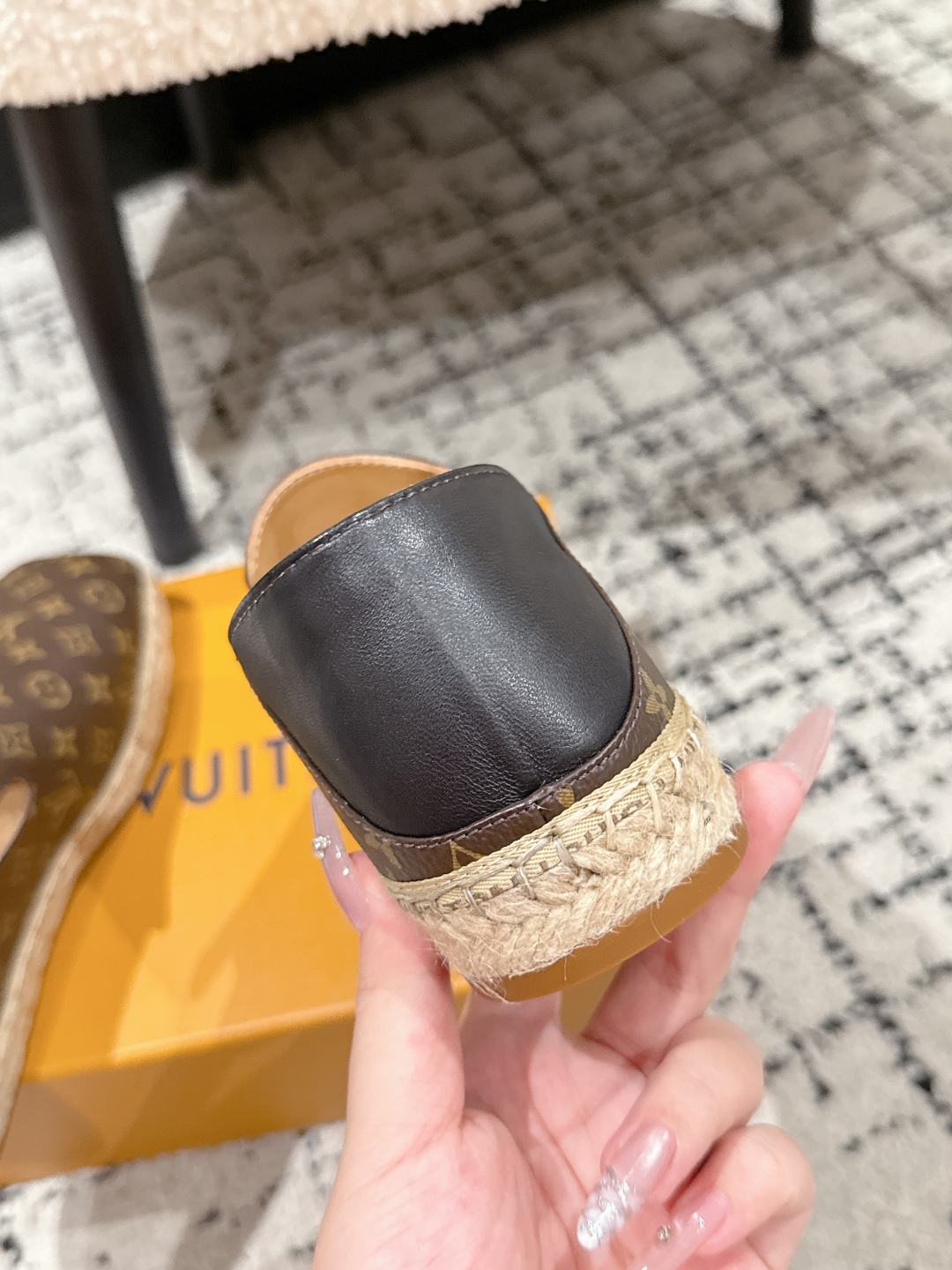 Louis Vuitton Women's Embroidered Espadrilles - Classic & Comfortable 8 cmp i1755644892740 5219 0 6