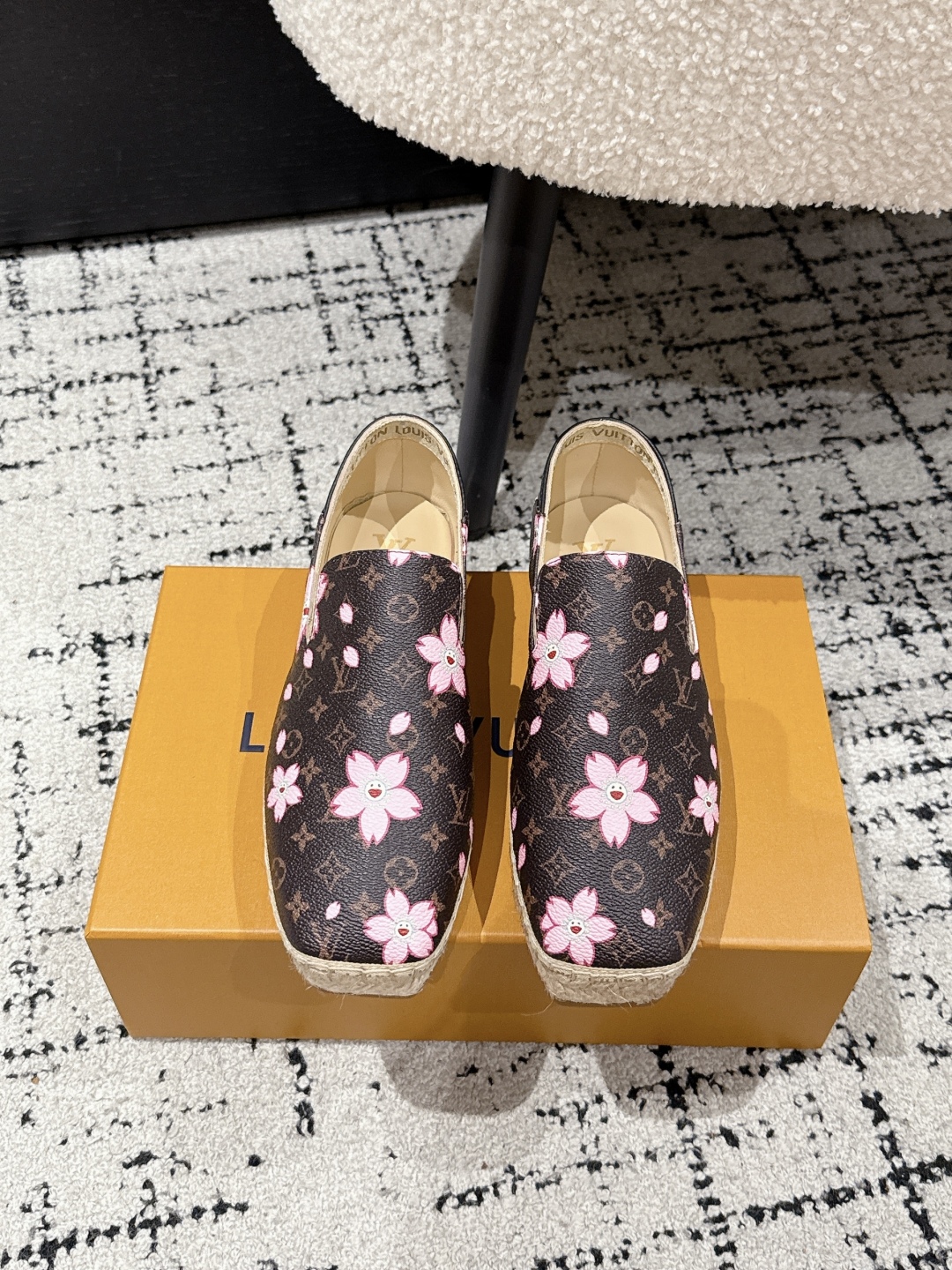 Louis Vuitton Women's Embroidered Espadrille Flats - Stylish & Comfortable 2 cmp i1755644986751 3969 0 8