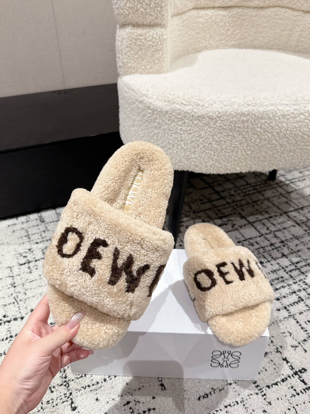 Loewe Shearling Slippers: Cozy, Stylish, and Crafted with Premium Wool 6 cmp i1755987585388 9347 0 4