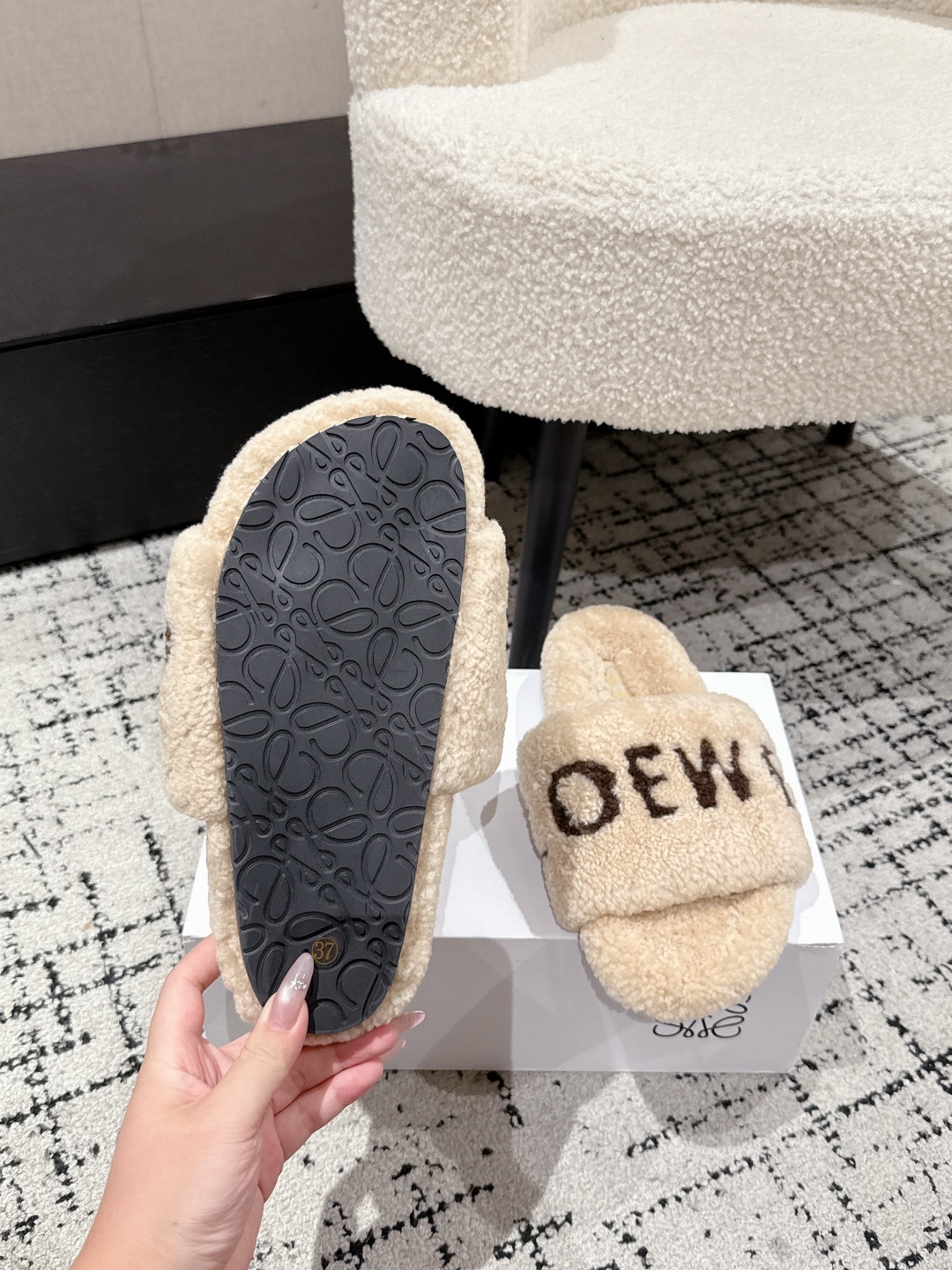 Loewe Shearling Slippers: Cozy, Stylish, and Crafted with Premium Wool 10 cmp i1755987585389 4622 0 8