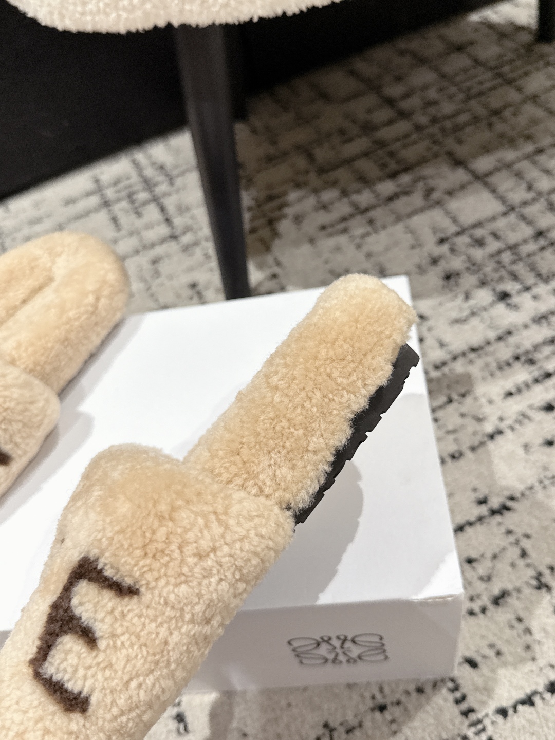 Loewe Shearling Slippers: Cozy, Stylish, and Crafted with Premium Wool 9 cmp i1755987585389 9923 0 7