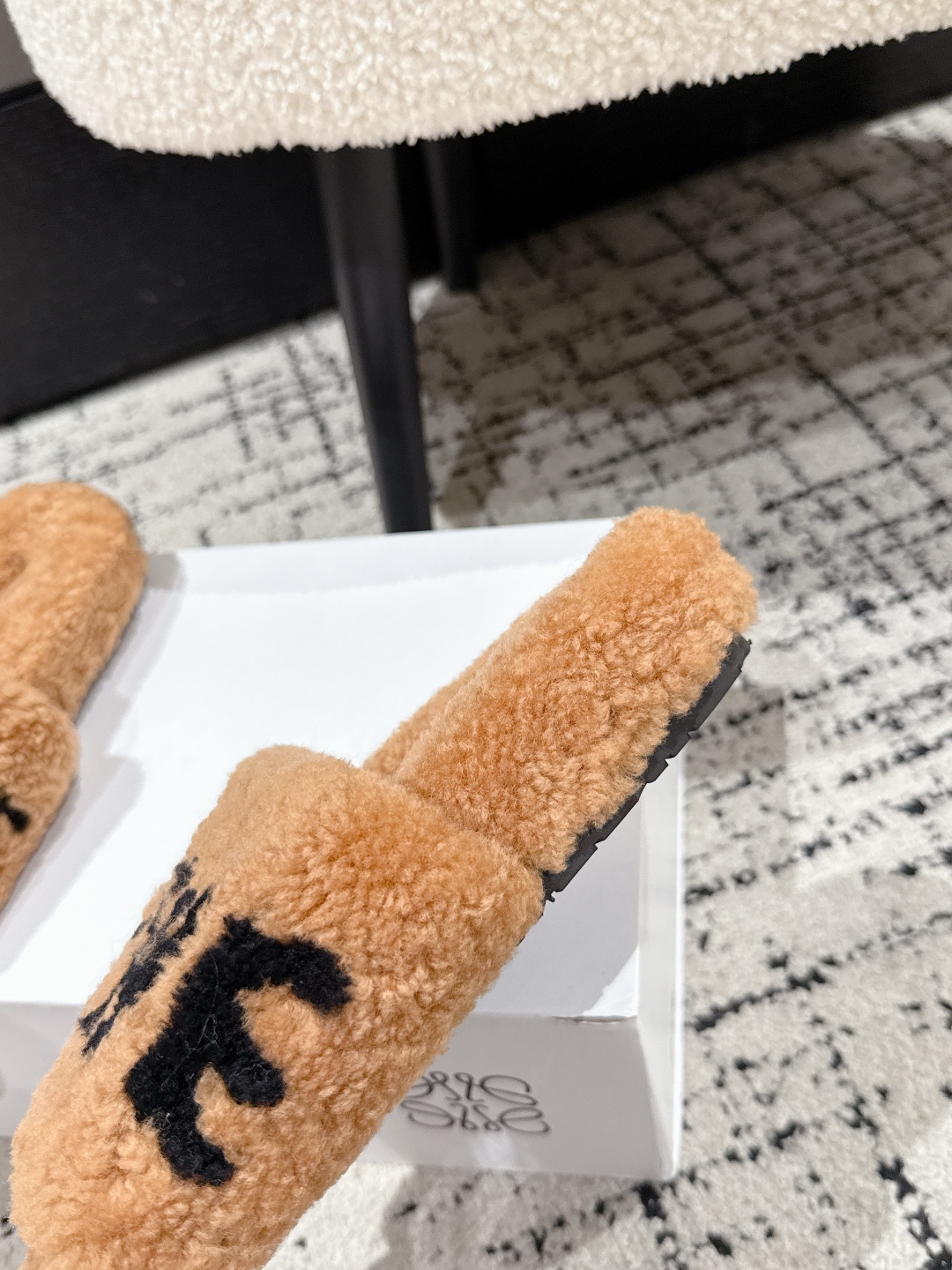 Loewe Shearling Slippers: Cozy, Stylish, and Crafted with Premium Wool 9 cmp i1755987613898 8097 0 7