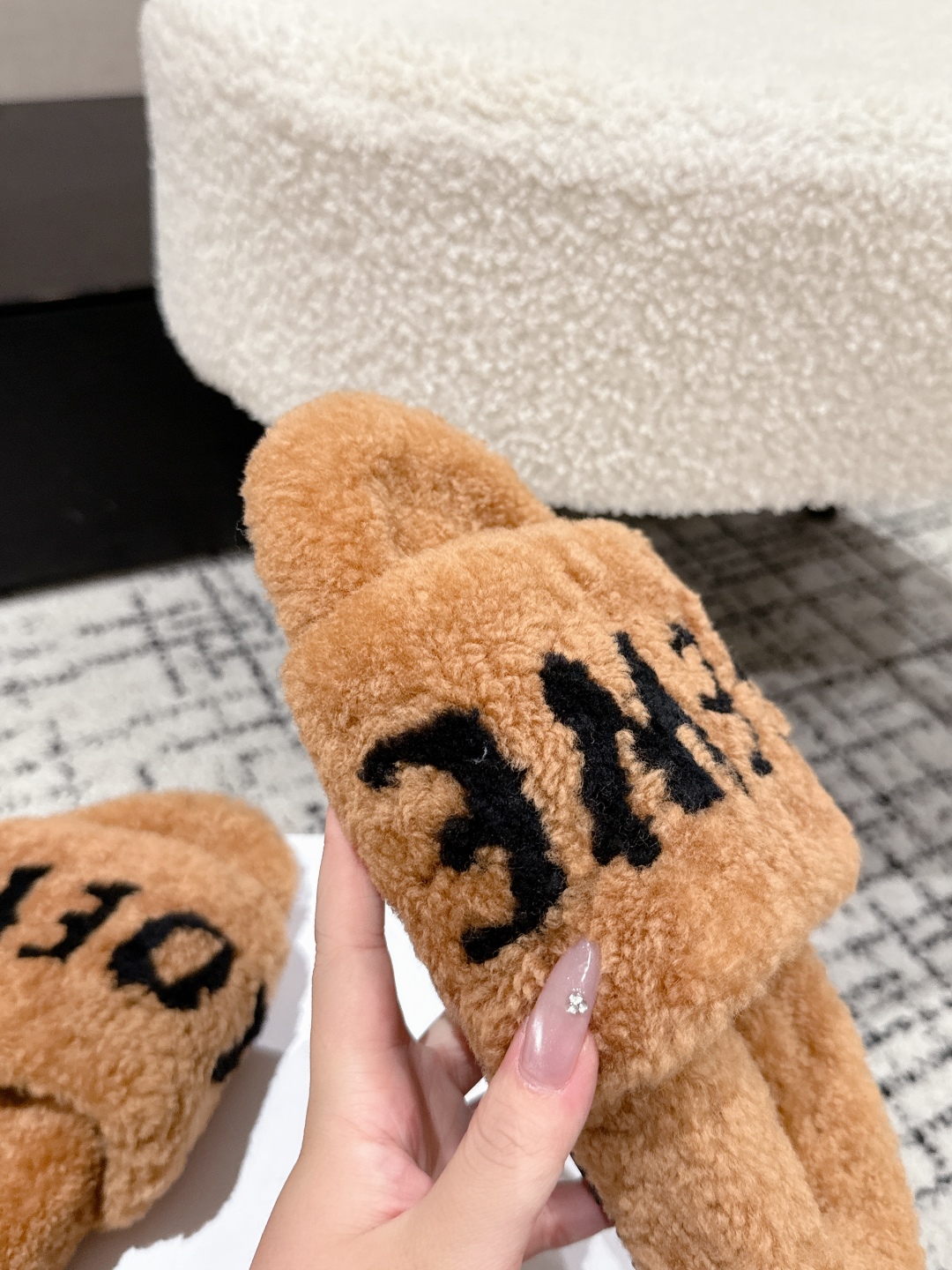 Loewe Shearling Slippers: Cozy, Stylish, and Crafted with Premium Wool 7 cmp i1755987615621 3085 0 5