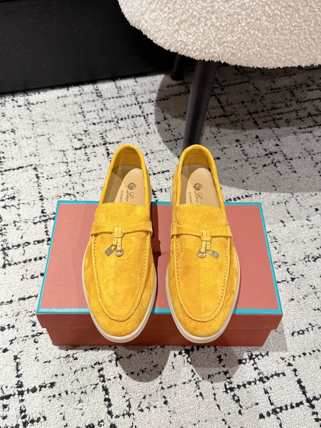 NO:465701,#官网官网官网官网官网官网官网官网官网官网官网官网官网官网官网官网官网官网官网官网官网官网官网官网官网官网官网官网官网官网官网官网官网官网官网官网官网官网官网官网官网官网官网官网官网官网官网官网官网官网官网官网官网官网官网官网官网官网官网官网官网官网官网官网官网官网官网官网官网官网官网官网官网官网官网官网官网官网官网官网官网官网官网官网官网 It’s simply too elegant, and you have both the feel and texture of your feet. The key is to make your legs look longer and not tired. The main one is just right!  Full set of counter-level packaging, original top-grade sheep skin, inner lining, original water-dyed sheep skin, outsole, original high elastic and wear-resistant beef tendon sole, Size#35-44, loofer, loro piana, loro piana, loafers, sheepskin, sheep19860909#莞产 顶级版本 情侣款 Loro Piana 诺悠翩雅 LP 55/ 英伦流苏 情侣 乐福鞋 深黄 原版购入开发 做货 历经一年多反复调整 好货不怕晚 莞产 代购级品质 日常通行久穿不累哦 谁能拒绝得了一双百搭又好看的乐福鞋呢？简直不要太气质,脚感和质感都拿捏,关键是显腿长不累脚,主打的就是一个刚刚好！ 全套专柜级包装 材质原版顶级羊猄皮 内里原版水染羊皮内里 大底原版高弹耐磨牛筋底 Size#35-44,乐福鞋,loro piana,loro piana,loafers,sheepskin,sheep,Women's Shoes