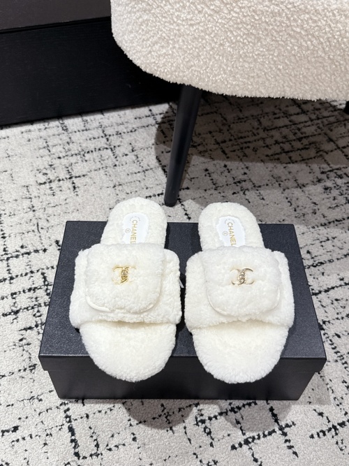 Chanel CC Shearling Slides: Cozy Comfort, Chic Style, Luxury Slippers 4 Chanel CC Shearling Slides: Cozy Comfort, Chic Style, Luxury Slippers