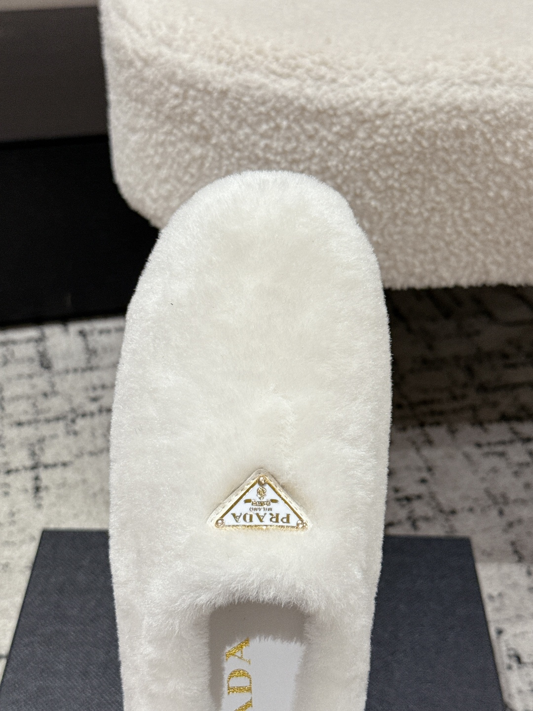 NO:593526,#Real shot details for reference, half-mooned fur shoes19860909#实拍细节参考,半拖毛毛鞋,Women's Shoes