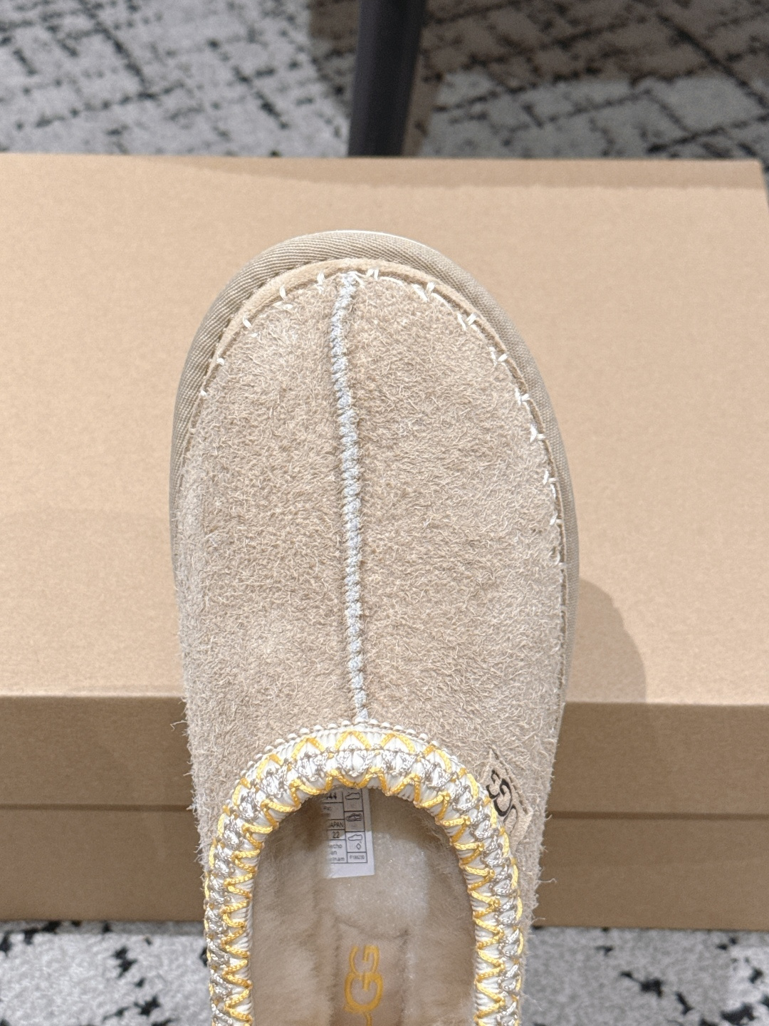 NO:614507,#Real shot details for reference, half-mooned fur shoes19860909#实拍细节参考,半拖毛毛鞋,Women's Shoes