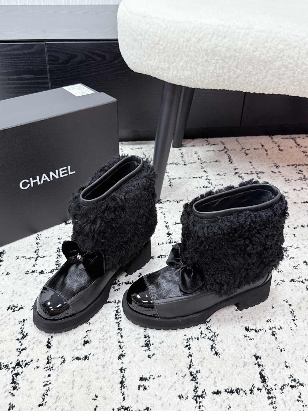 CHANEL women's shoes CHANELChanel 25 | COCO NEIGE Series 25N — photo 2