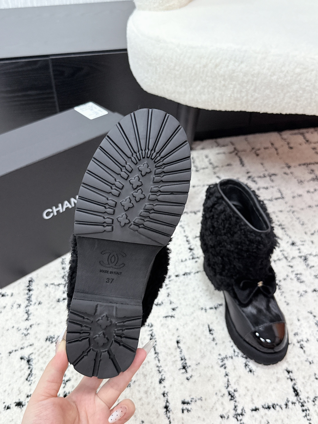 CHANEL women's shoes CHANELChanel 25 | COCO NEIGE Series 25N — photo 9