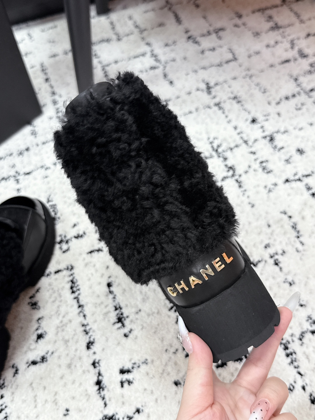 CHANEL women's shoes CHANELChanel 25 | COCO NEIGE Series 25N — photo 8