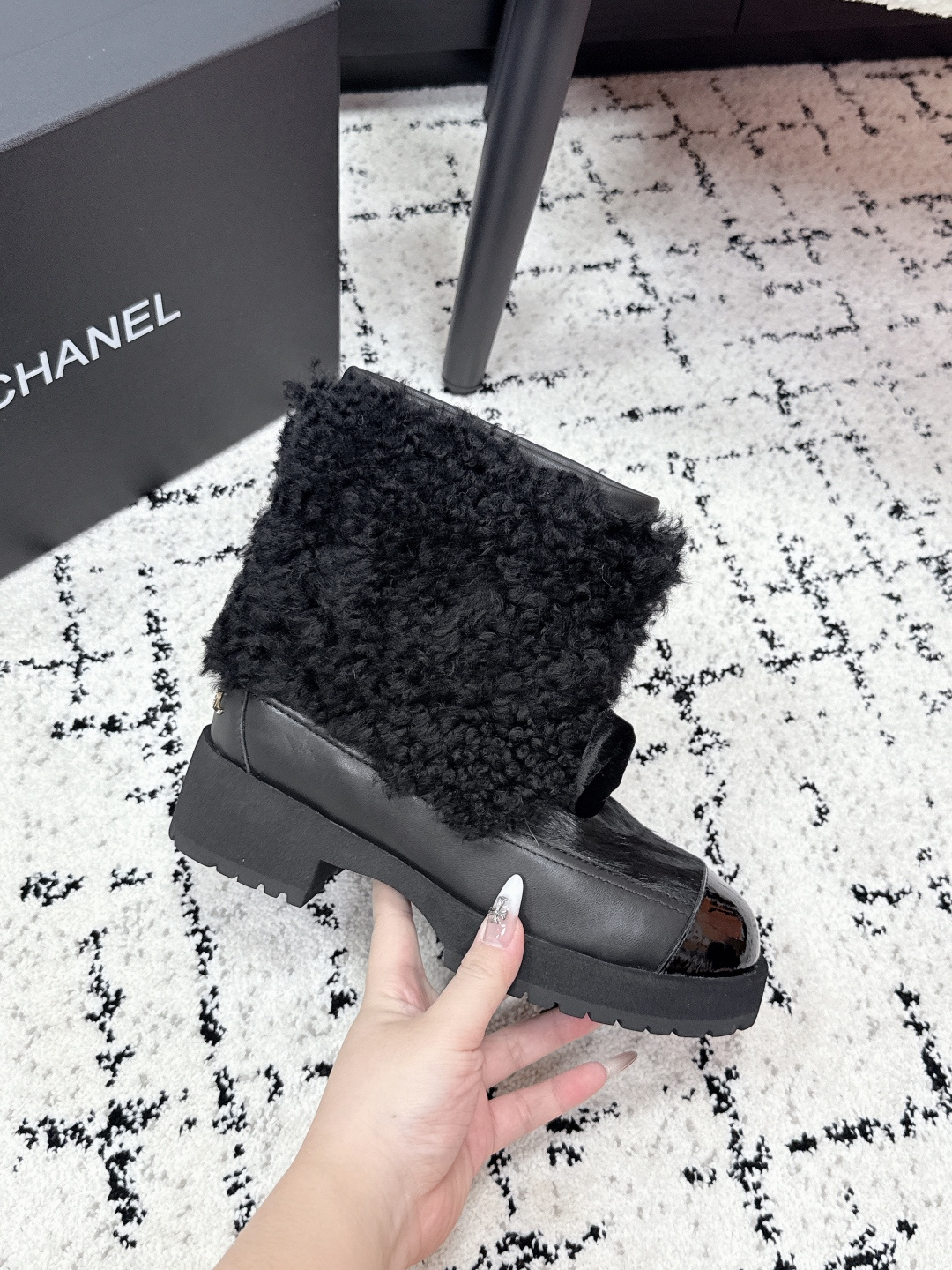CHANEL women's shoes CHANELChanel 25 | COCO NEIGE Series 25N — photo 5