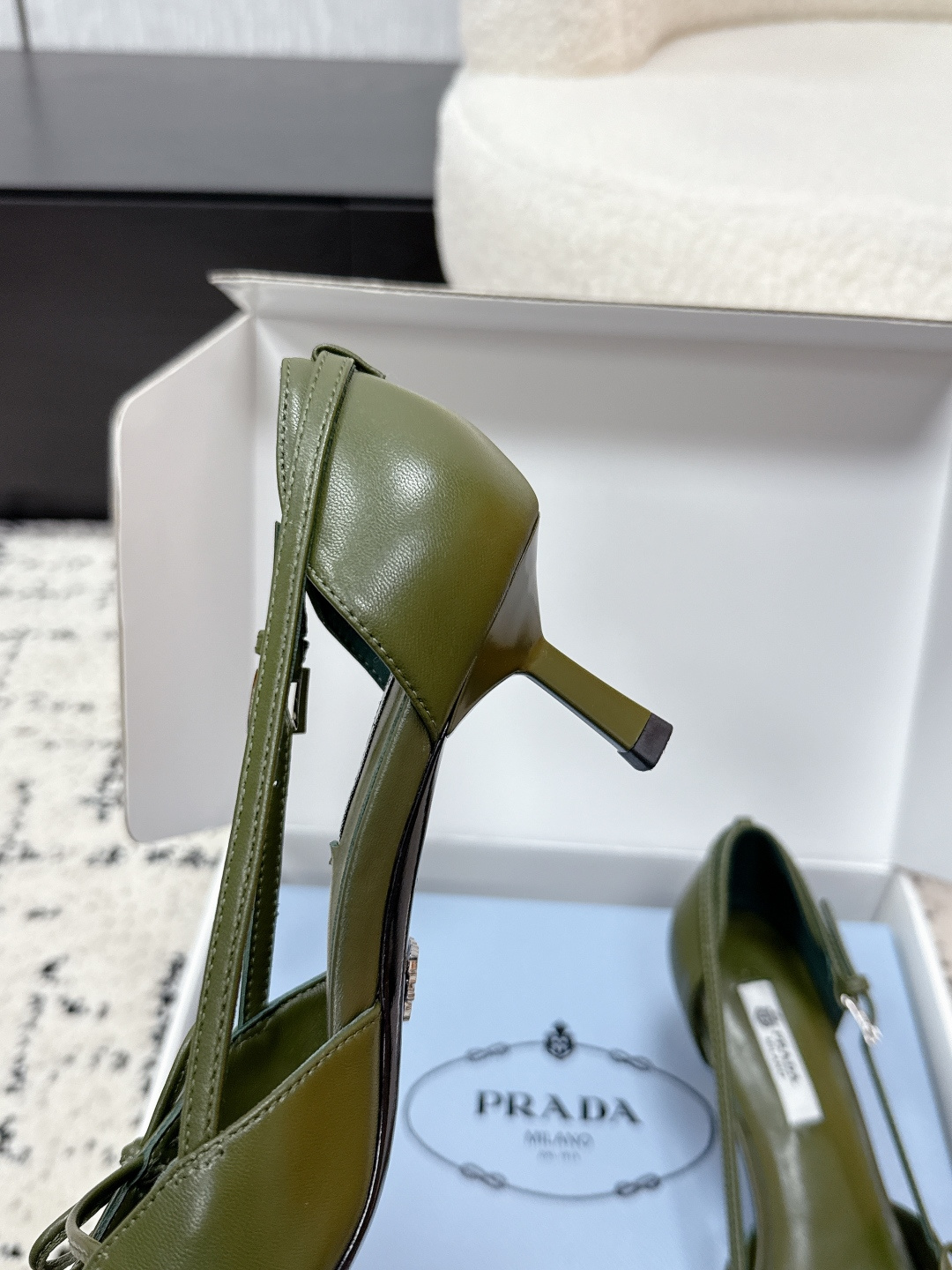 Prada women's shoes # purchasing agent level — photo 9