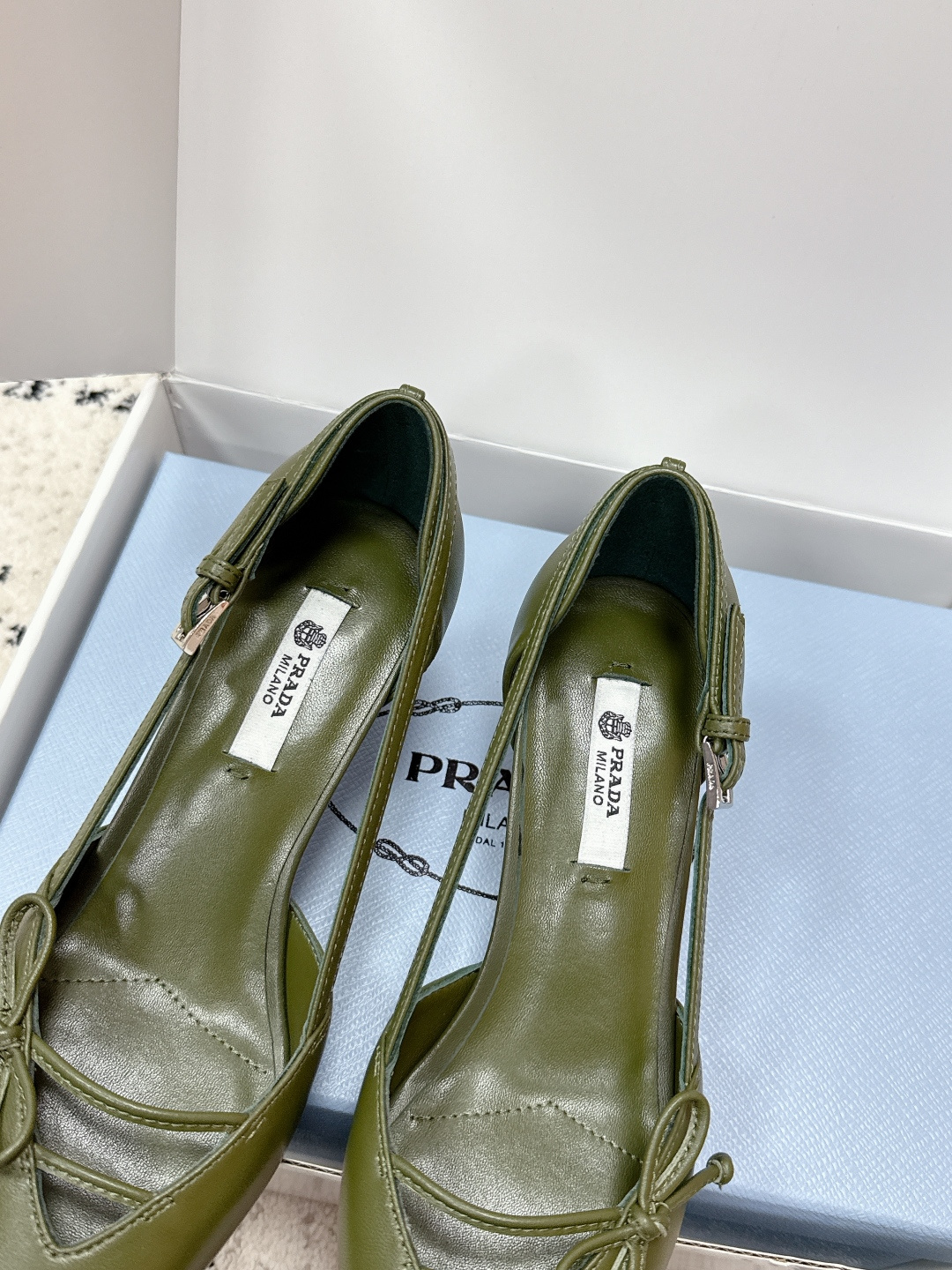 Prada women's shoes # purchasing agent level — photo 8