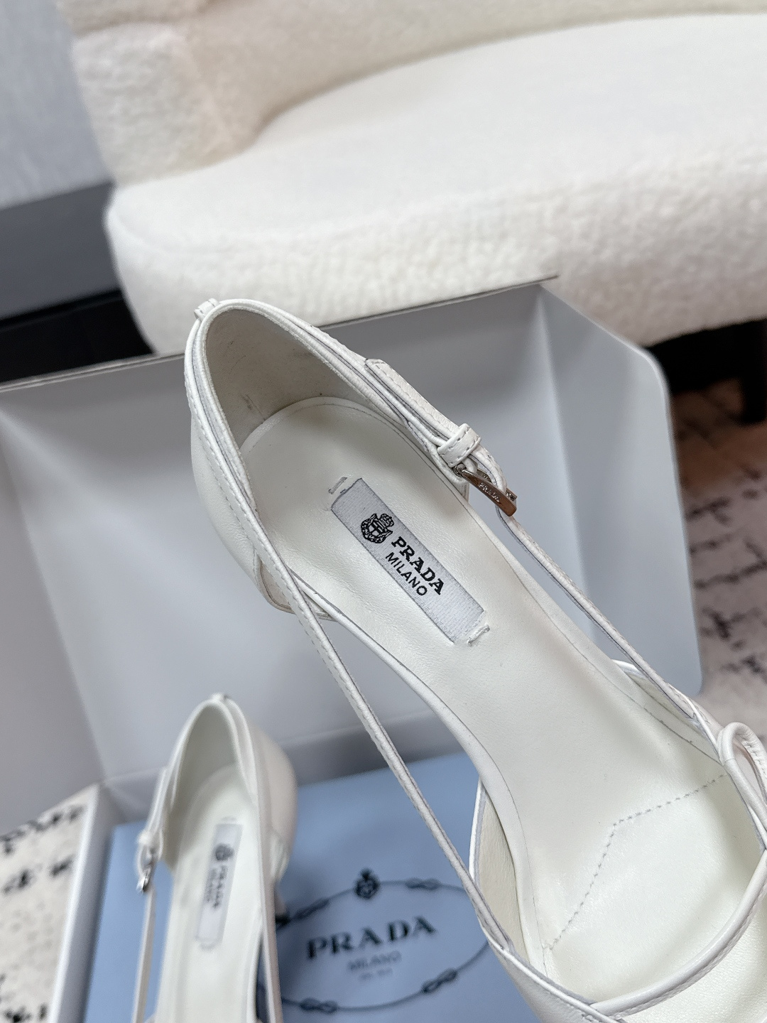 Женская обувь Prada # уровень закупщика — photo 8