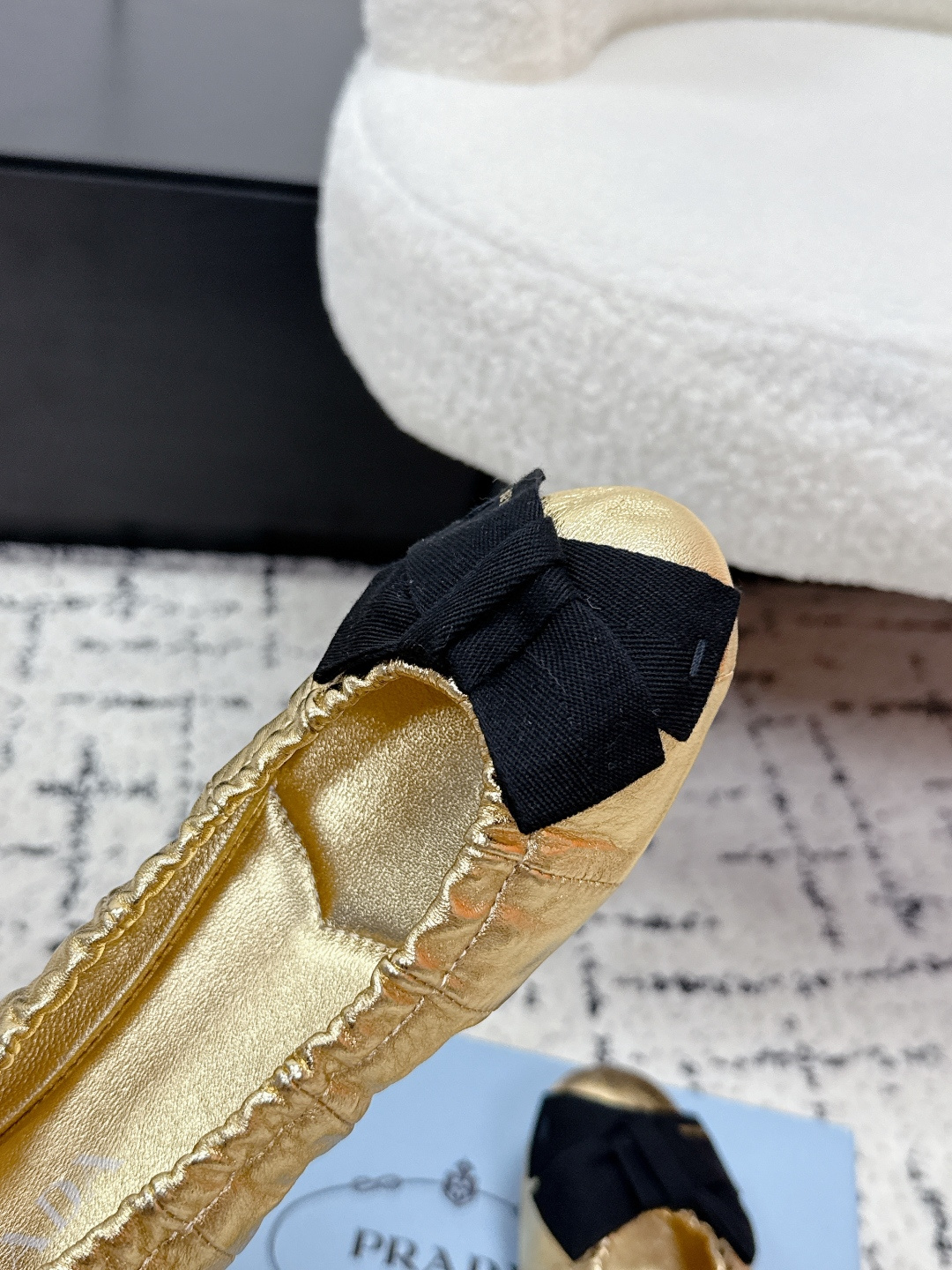 Prada Style Leather Women's Shoes style reference detail image 6 from source 784807