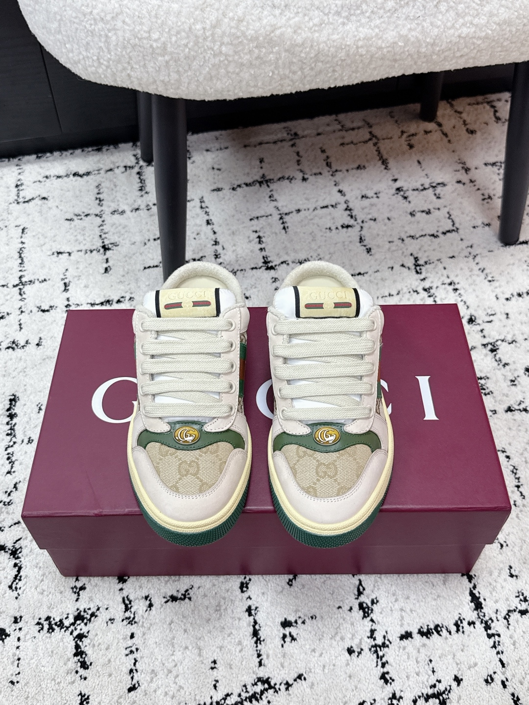 NO:786455,# Couple model Gucc1 Gucci 26/ Screener new style small dirty shoes classic half-flop casual series. The classic series will not be released until it is ready. The stress-free version of entering and exiting the counter has appeared. The original version is shipped 1:1. Just to give you the best. No matter the packaging or shoe texture, it is the best. The fabric is original custom calfskin. The lining is original custom-dyed towel lining. Outsole exclusive abrasive Tpu original two-color outsole Size 35-45 (female 40  Men's 45, non-refundable), casual shoes/sports shoes, gucci, gucci, sneakers, cowhide19860909# 情侣款 Gucc1 古驰 26/ Screener 新款 小脏鞋经典 半拖 休闲系列 经典系列没有做好是不会出的 出入专柜无压力版本出现了 原版1:1出货.只为给你们最好的 无论包装 鞋子质感 都是最好的 面料原版定制小牛皮 内里原版定染毛巾里 大底独家磨具Tpu原版双色大底 Size35-45（女40 男45定不退换）,休闲鞋/运动鞋,gucci,gucci,sneakers,cowhide,Women's Shoes