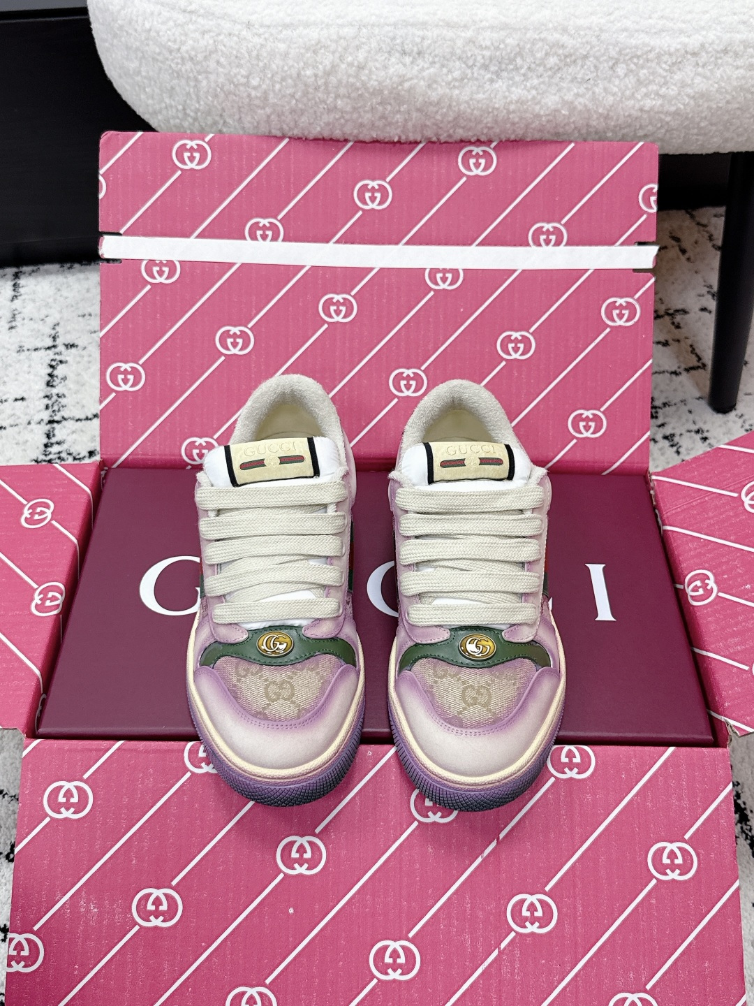 NO:781047,Gucc1 Gucci 26/ Screener new style, classic casual series of small dirty shoes. The classic series will not be released until it is ready. A stress-free version for entering and exiting the counter has appeared. The original version is shipped 1:1. Just to give you the best. No matter the packaging or shoe texture, it is the best. The fabric is original custom calfskin. The lining is original custom-dyed towel. Outsole exclusive abrasive Tpu original two-color outsole. Size women's 35-41 (40  41 Customized (no return or exchange), casual shoes/sports shoes, gucci, gucci, sneakers, cowhide19860909Gucc1 古驰 26/ Screener 新款 小脏鞋经典休闲系列 经典系列没有做好是不会出的 出入专柜无压力版本出现了 原版1:1出货.只为给你们最好的 无论包装 鞋子质感 都是最好的 面料原版定制小牛皮 内里原版定染毛巾里 大底独家磨具Tpu原版双色大底 Size女款35-41（40 41定做不退换）,休闲鞋/运动鞋,gucci,gucci,sneakers,cowhide,Women's Shoes