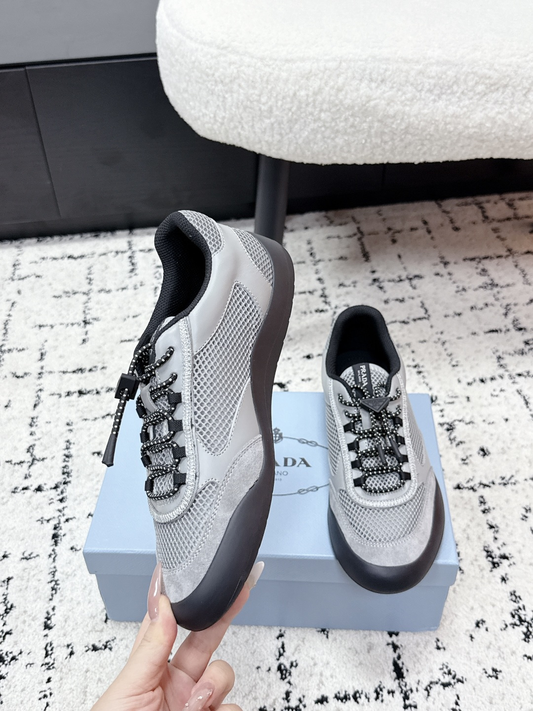 Prada Style Leather Women's Shoes style reference detail image 4 from source 784810