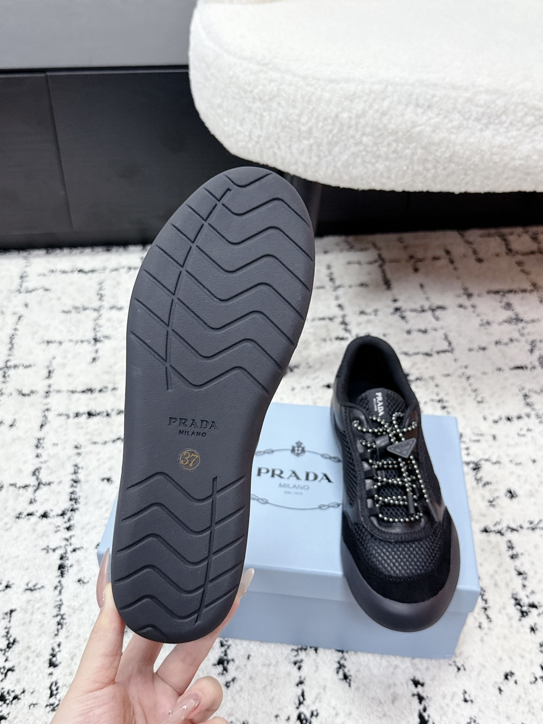 Prada Style Leather Women's Shoes style reference detail image 9 from source 784811
