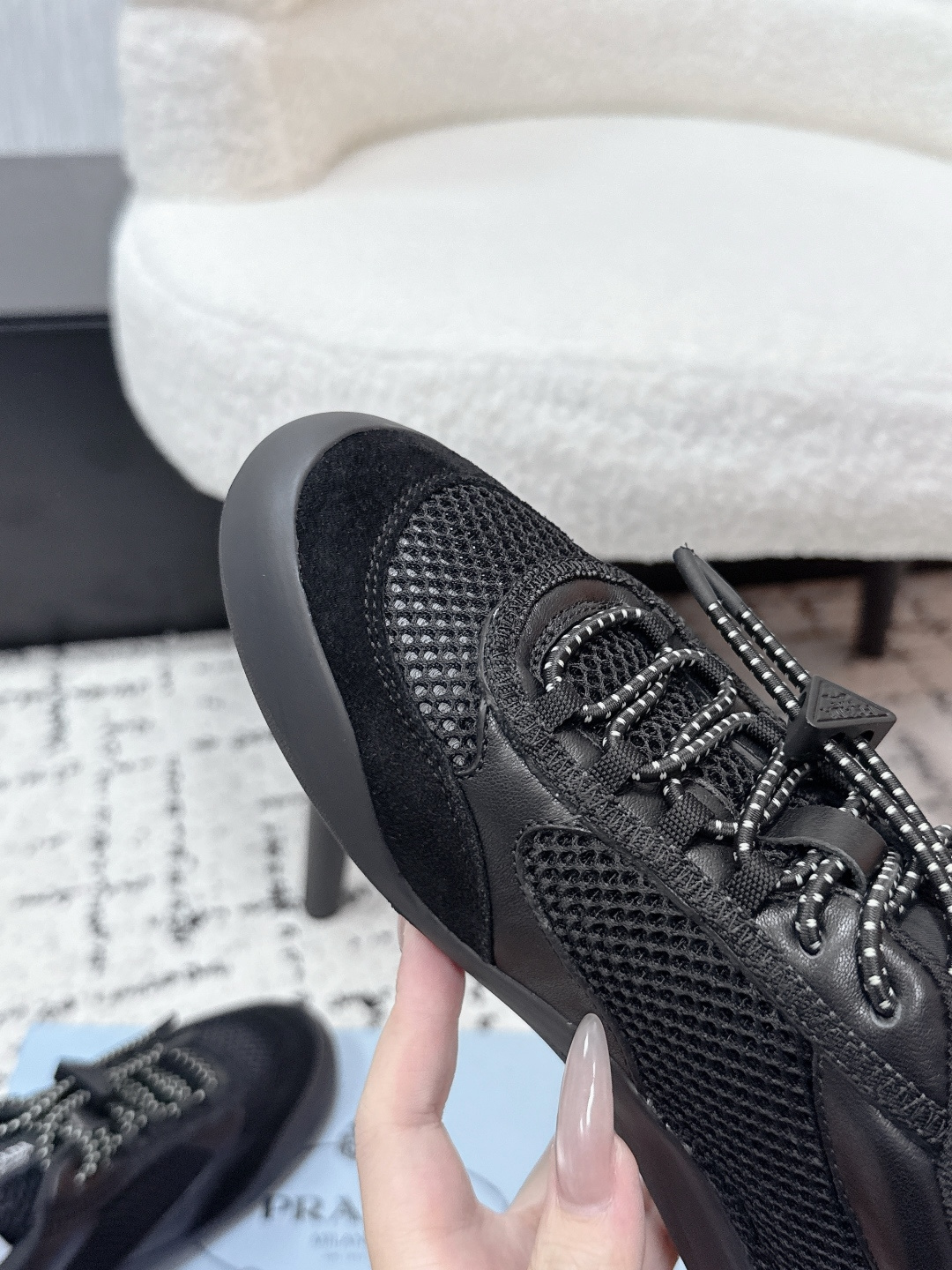 Prada Style Leather Women's Shoes style reference detail image 6 from source 784811