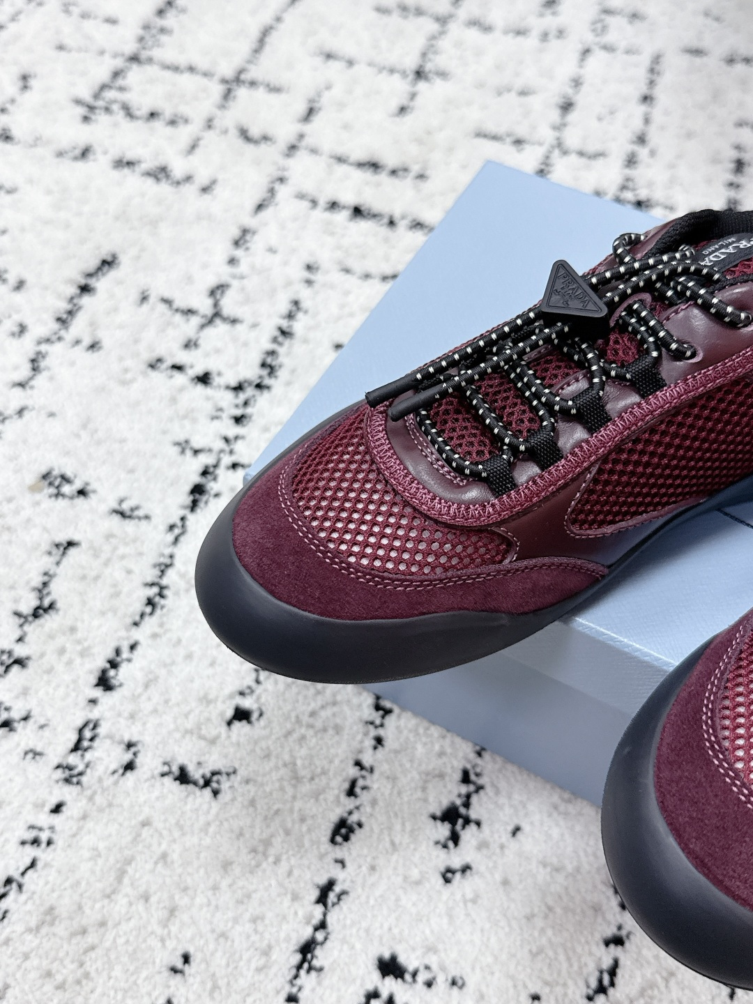 Prada Style Leather Women's Shoes style reference detail image 6 from source 784812