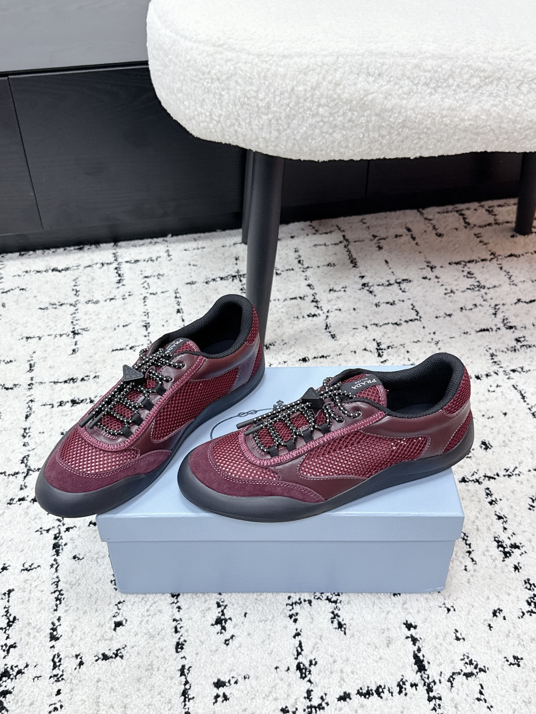 Prada Style Leather Women's Shoes style reference detail image 3 from source 784812