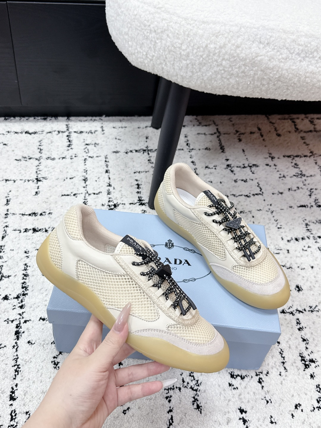 Prada Style Leather Women's Shoes style reference detail image 5 from source 784814