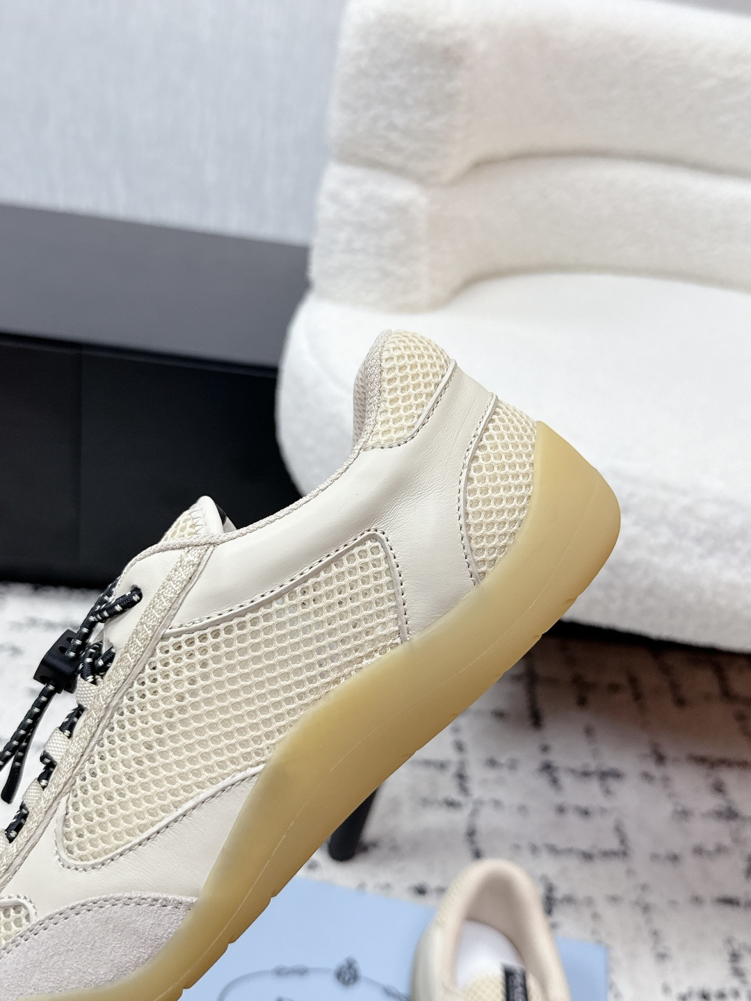Prada Style Leather Women's Shoes style reference detail image 7 from source 784814