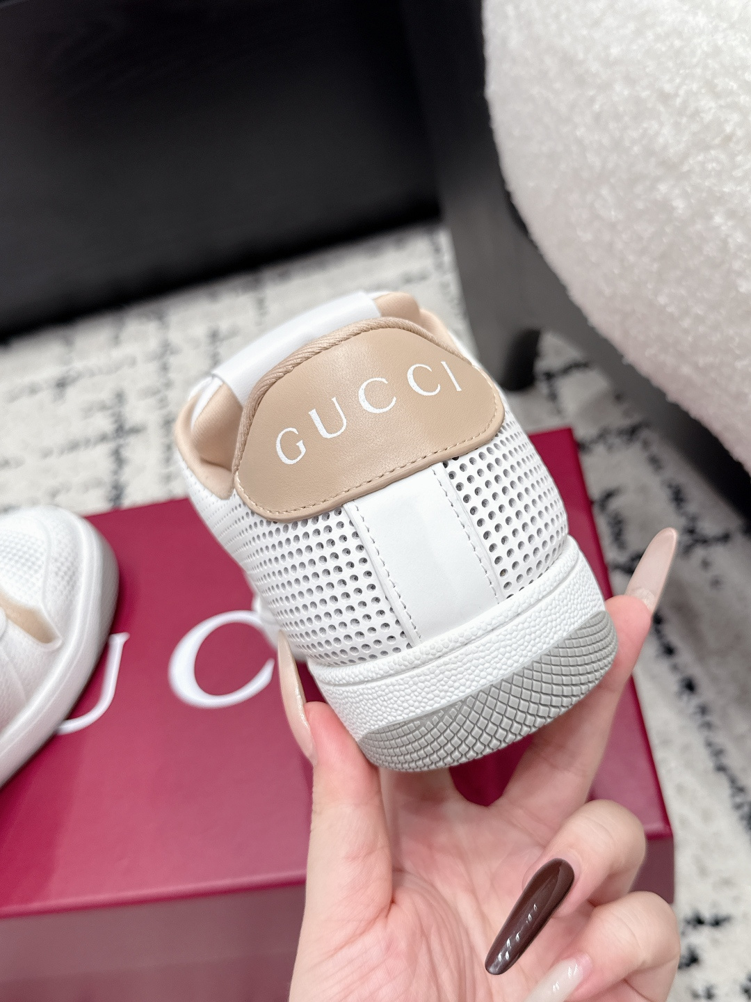 Gucci Women Shoes