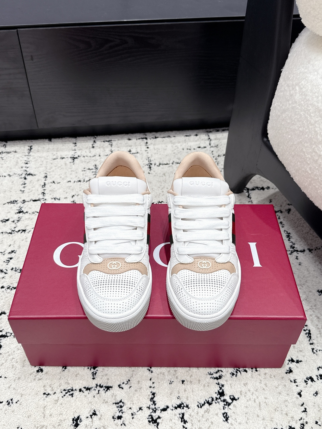 Gucci Women Shoes