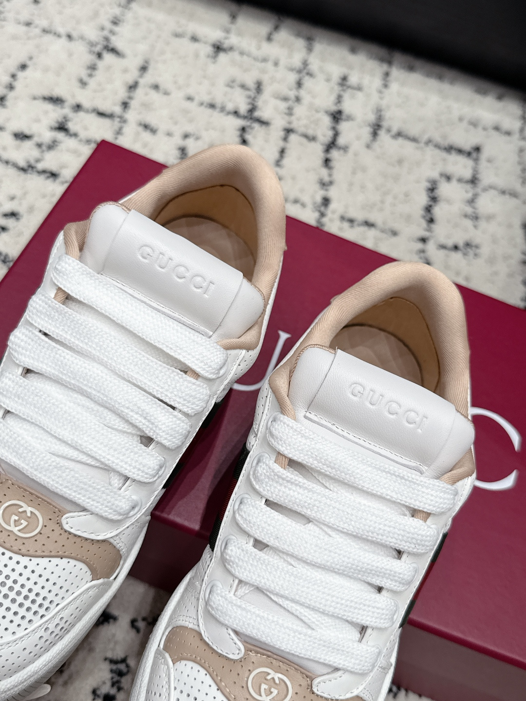 Gucci Women Shoes