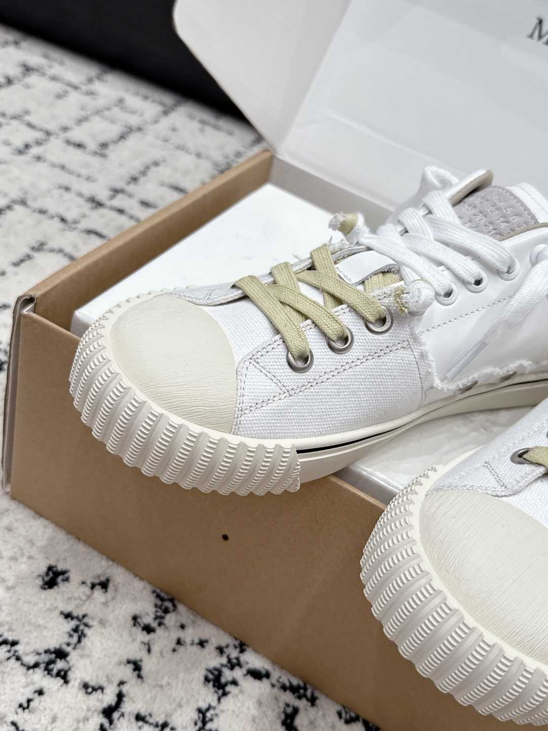 Designer Women Shoes