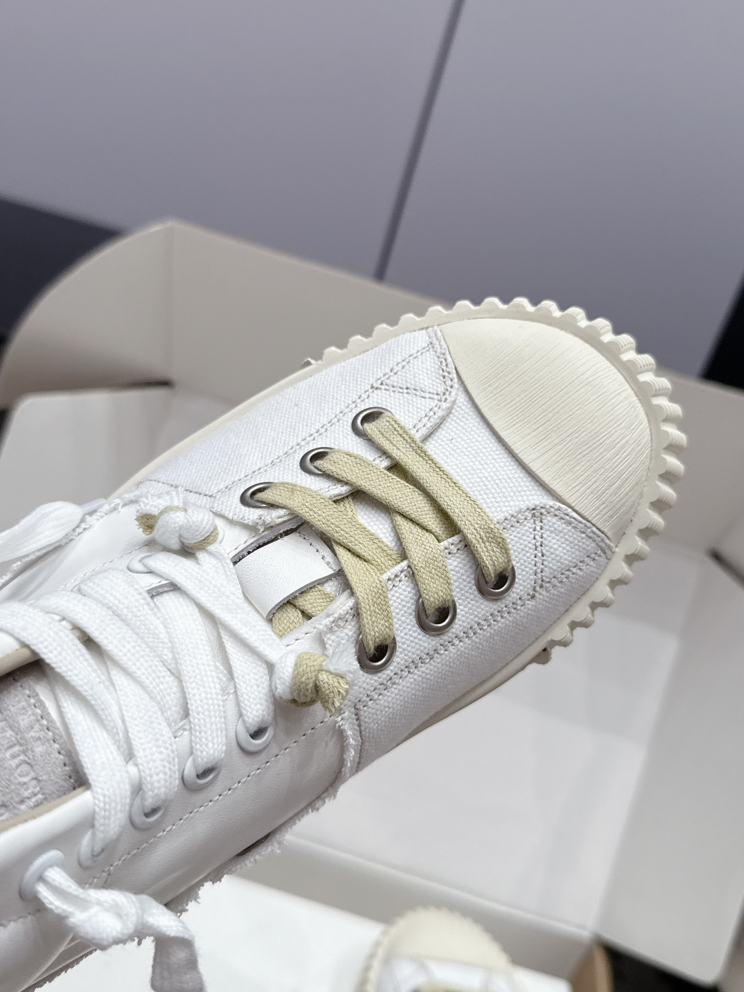 Designer Women Shoes