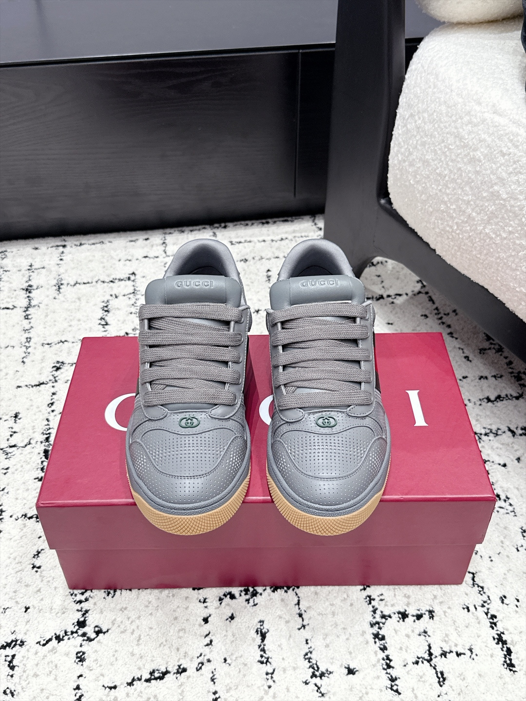 Gucci Women Shoes