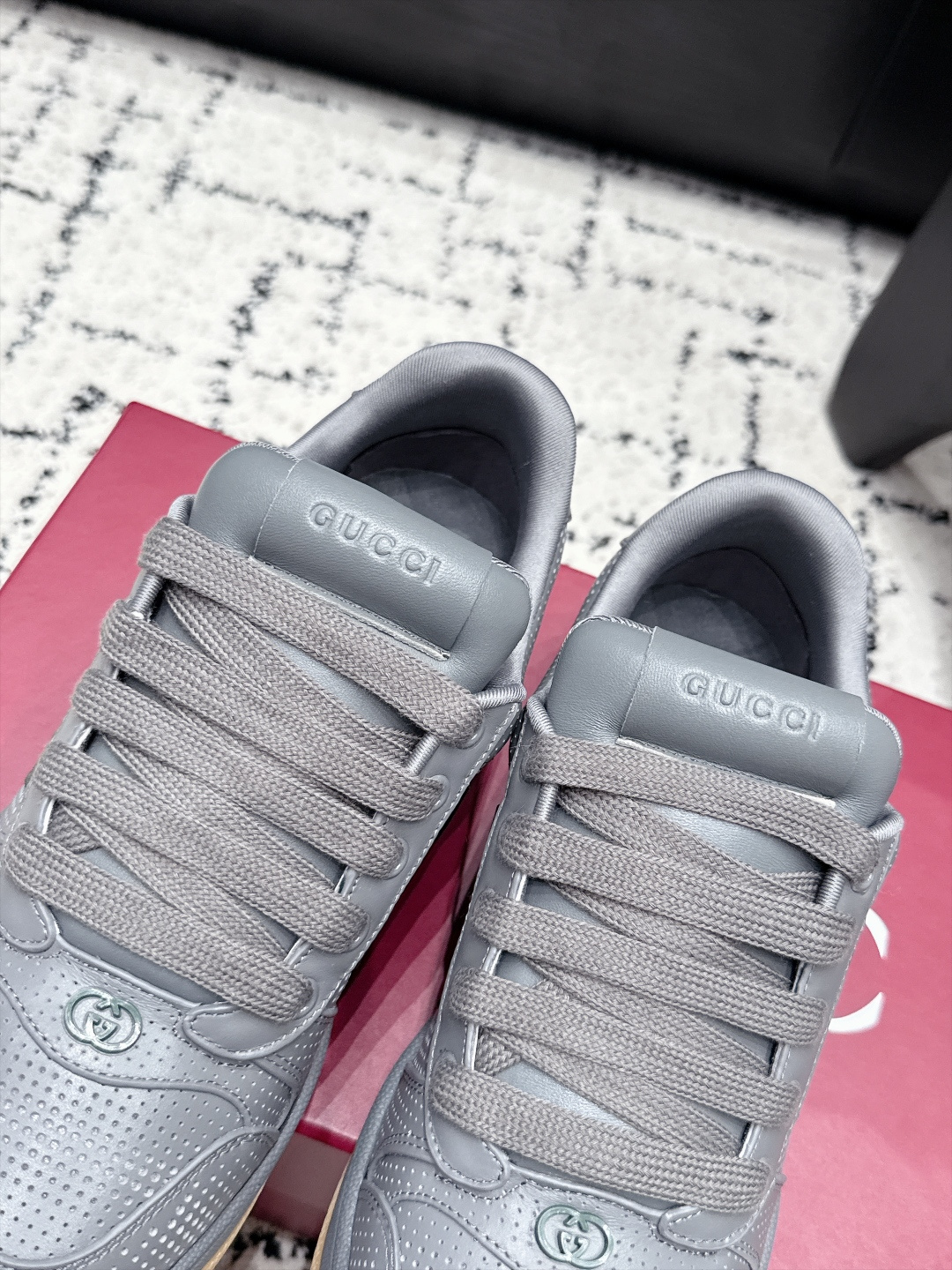 Gucci Women Shoes