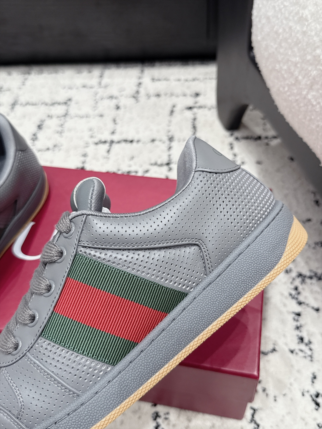 Gucci Women Shoes