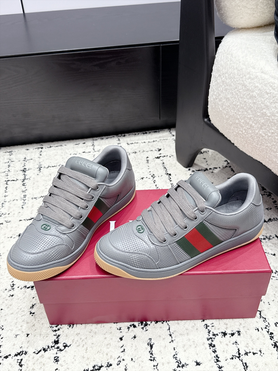 Gucci Women Shoes